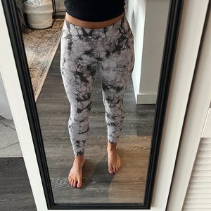 Lululemon tie dye leggings